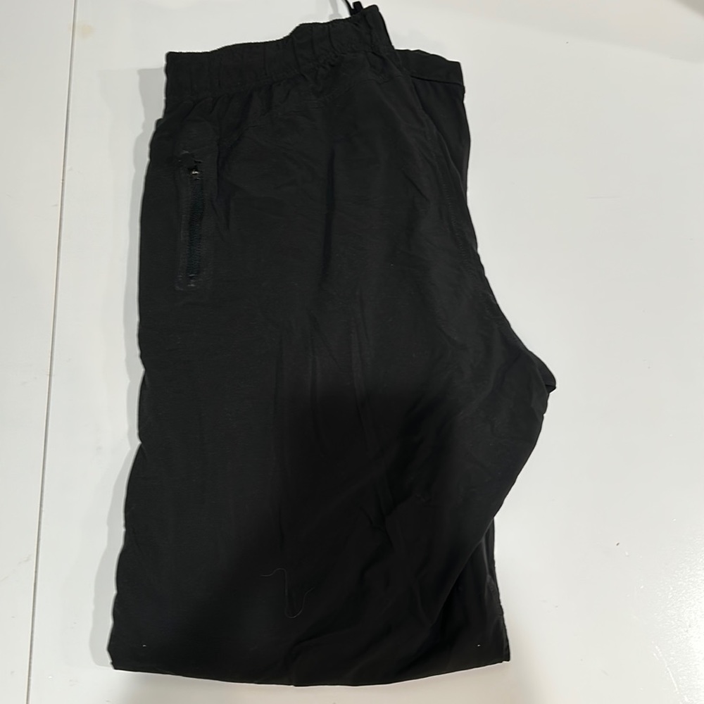 Lululemon men’s workout pants thin and light XL great for the gym or casual